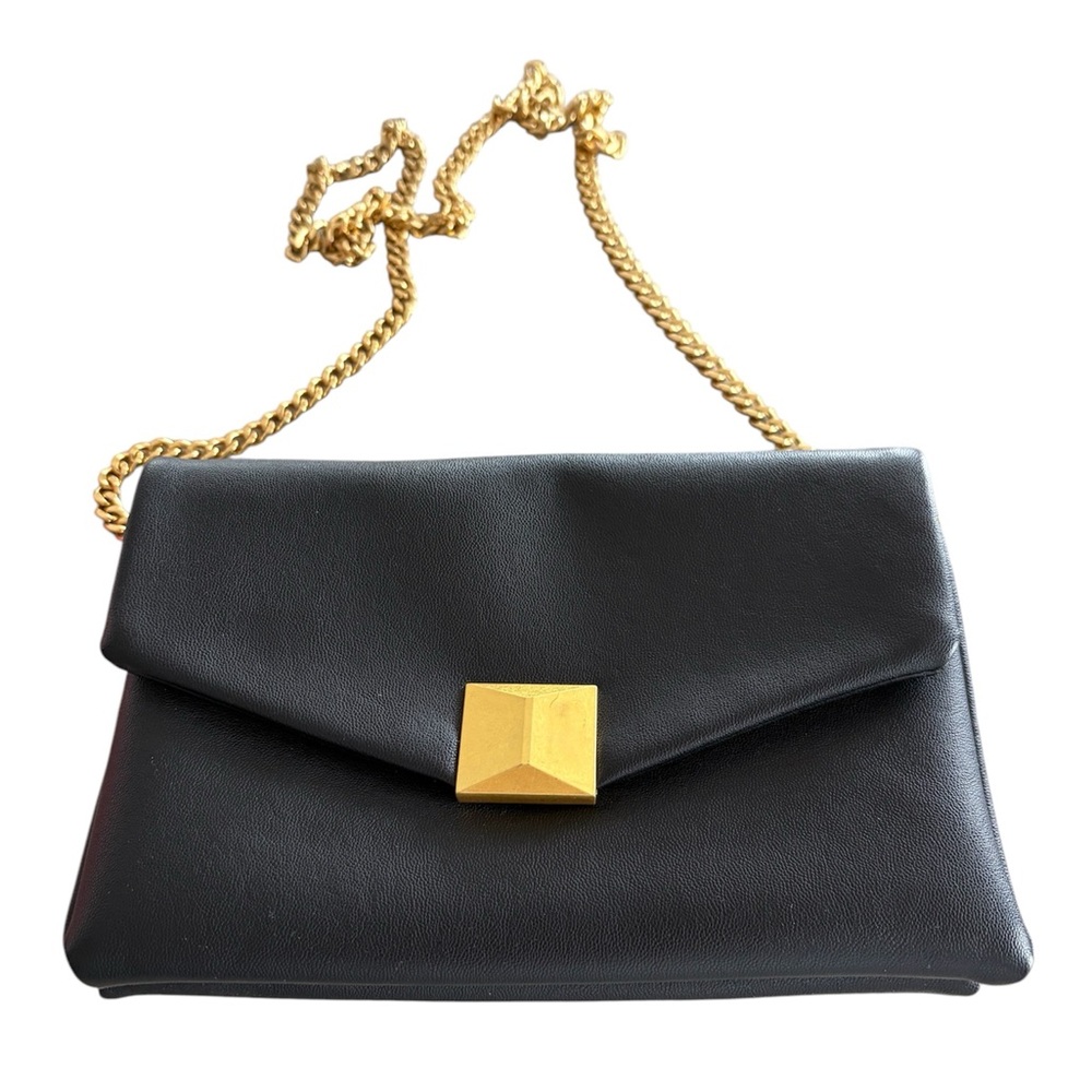 Elegant Black Leather Bag with Gold Chain, never used.